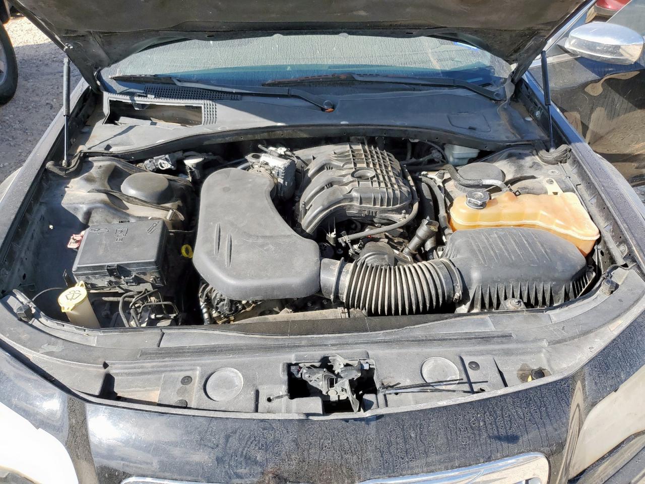 2012 Chrysler 300 Limited VIN: 2C3CCACG8CH249220 Lot: 85436575