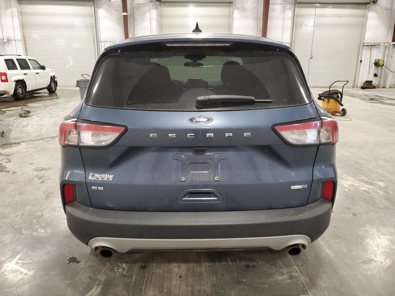 2020 Ford Escape Se VIN: 1FMCU9G64LUB32199 Lot: 92393885