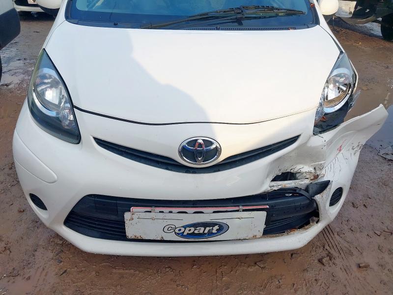 2014 TOYOTA AYGO MOVE