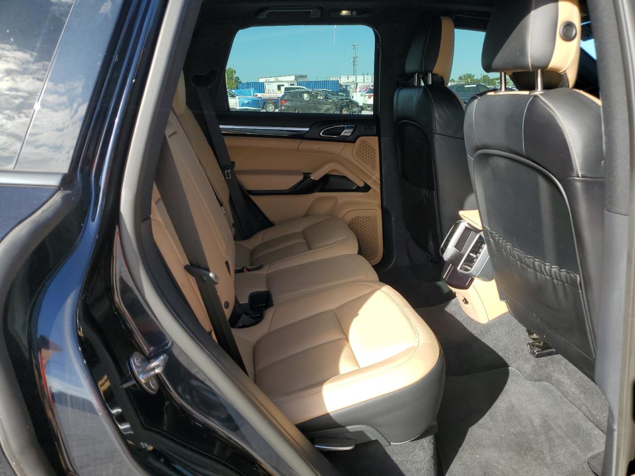 2016 Porsche Cayenne VIN: WP1AA2A29GKA12268 Lot: 92502875