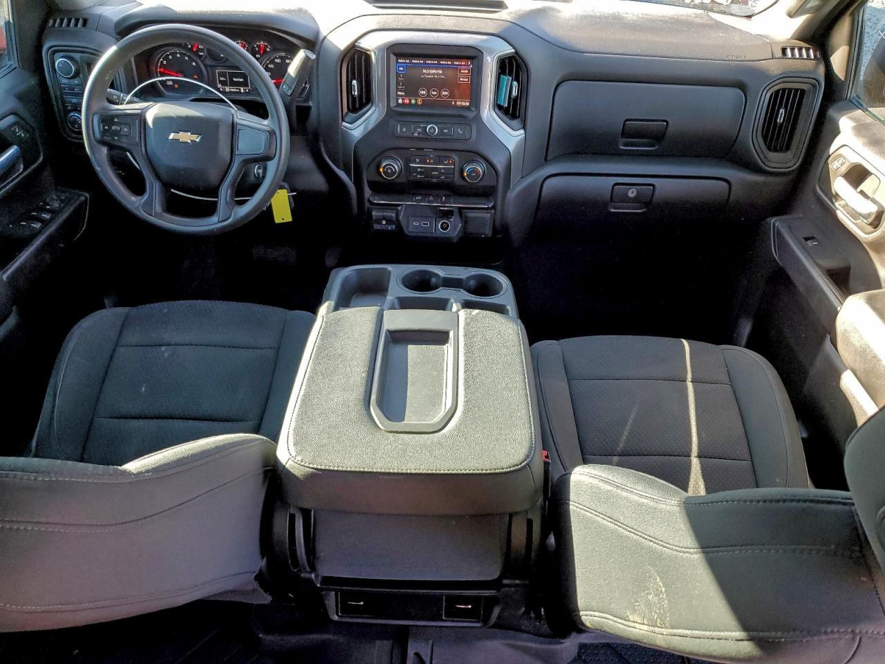 2021 Chevrolet Silverado K1500 Custom VIN: 3GCUYBEF6MG159190 Lot: 93818495