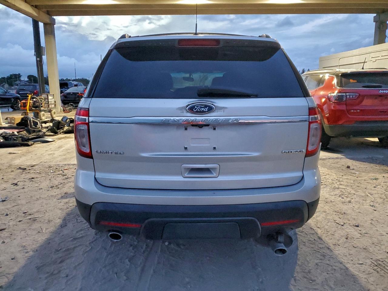 2015 Ford Explorer Limited VIN: 1FM5K7F8XFGA17907 Lot: 94256535