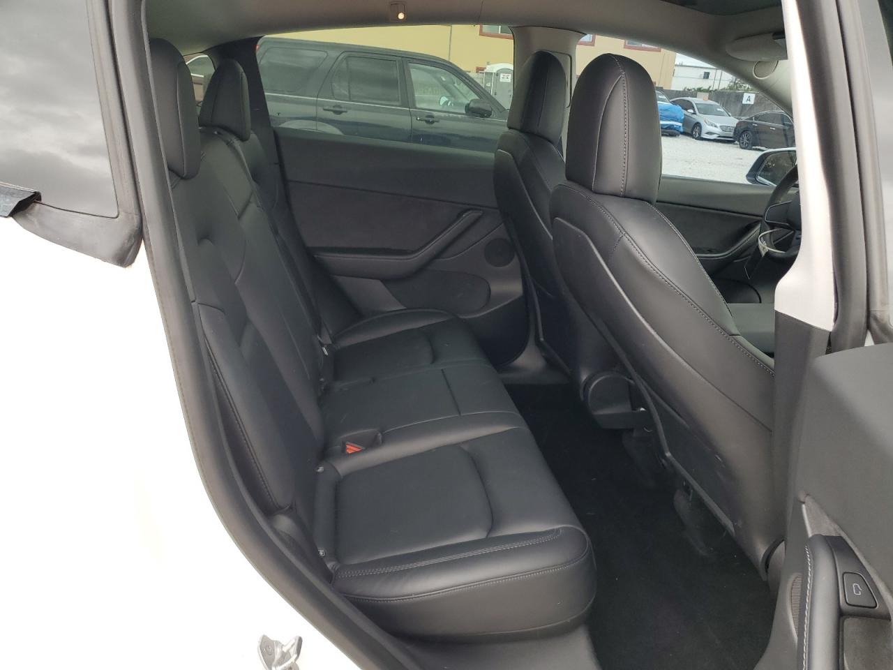 2022 Tesla Model Y VIN: 7SAYGDEE4NF353993 Lot: 91571255