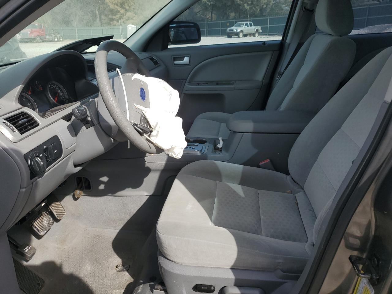 2006 Ford Five Hundred Se VIN: 1FAFP23136G170641 Lot: 92649535