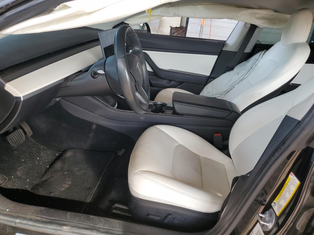 2019 Tesla Model 3 VIN: 5YJ3E1EA2KF302268 Lot: 92720735