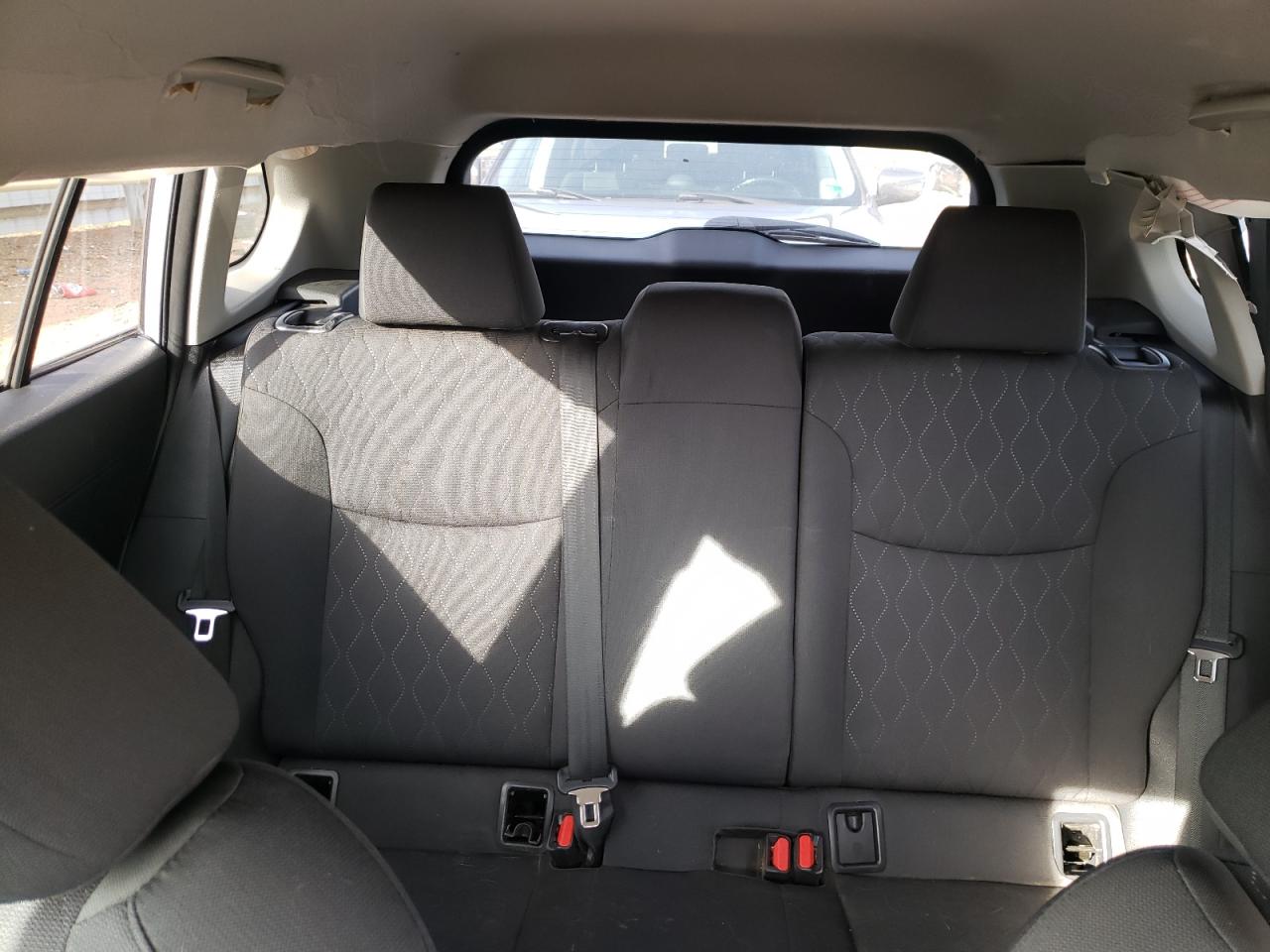 2025 Toyota Corolla Cross Le VIN: 7MUCAABG2SV121984 Lot: 92525805