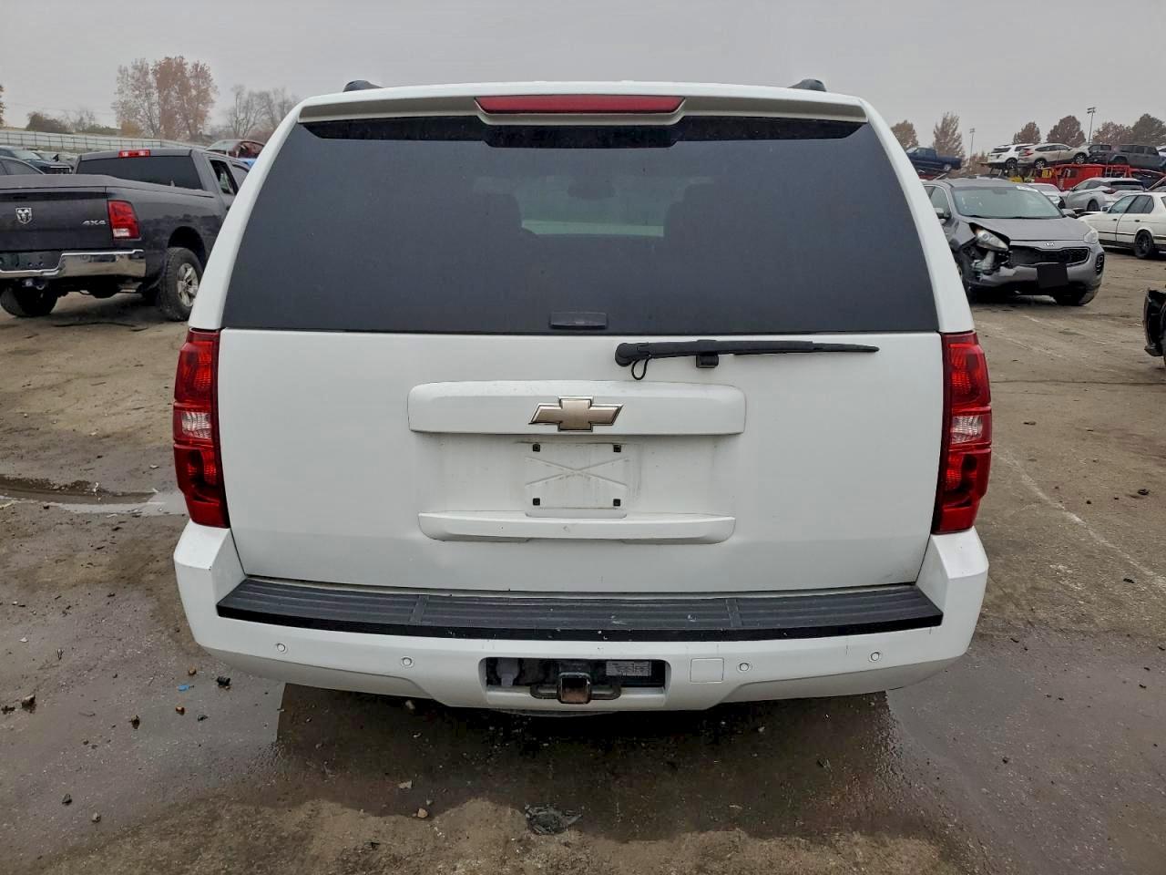 2008 Chevrolet Tahoe C1500 VIN: 1GNFC13028J198354 Lot: 93340985