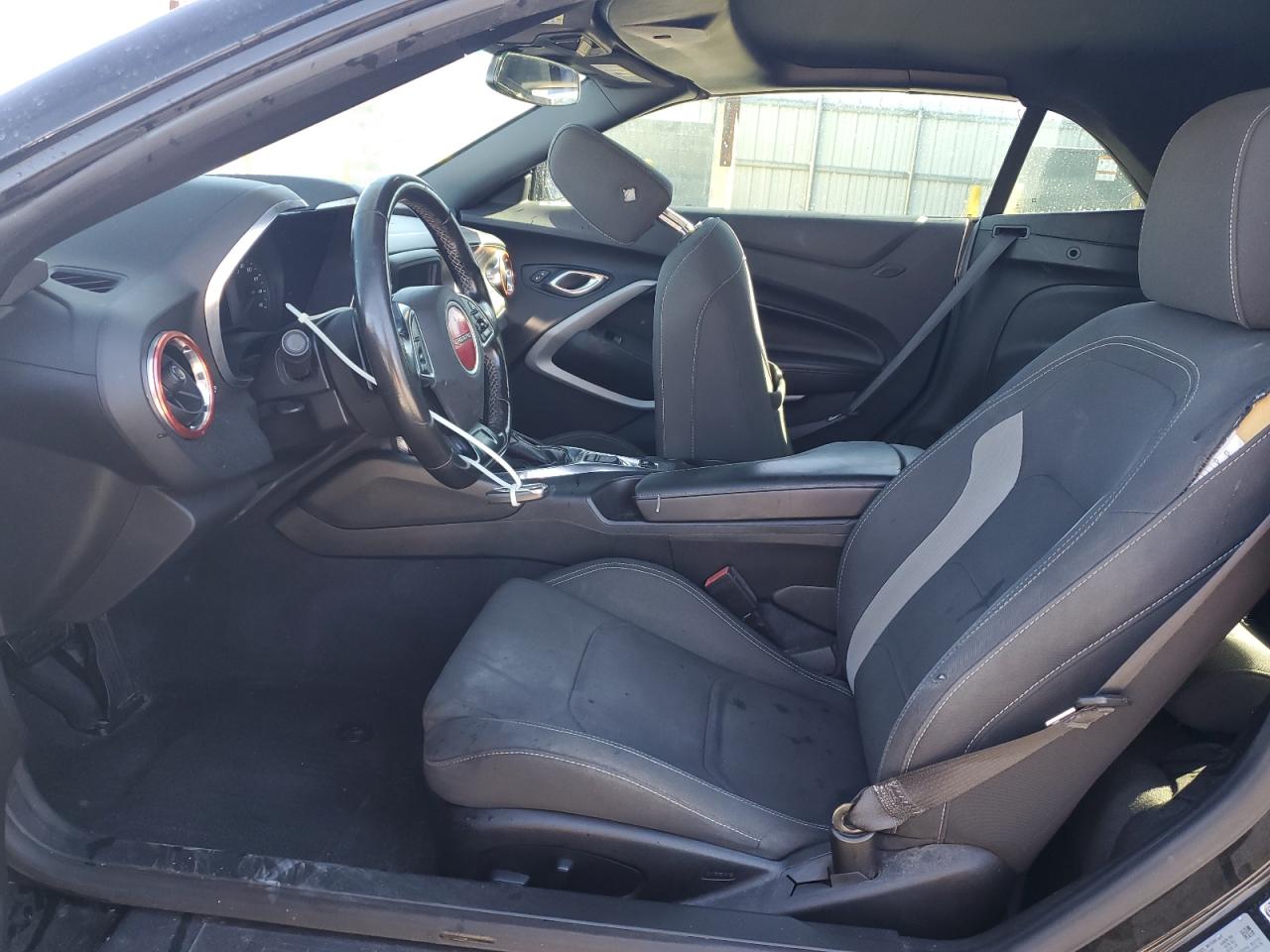 2018 Chevrolet Camaro Lt VIN: 1G1FB3DSXJ0154050 Lot: 92790845