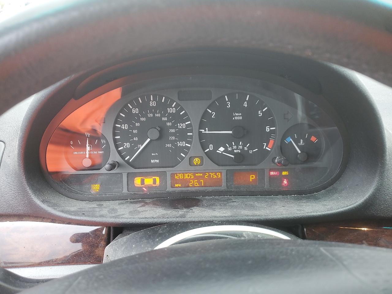 2004 BMW 325 I VIN: WBAEV33414KR35882 Lot: 91925855