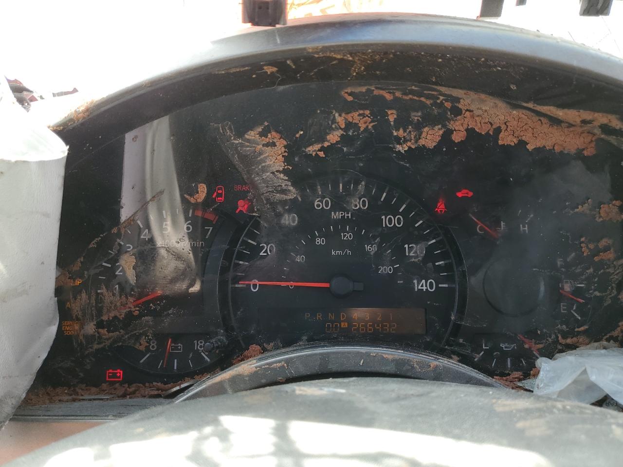 2004 Nissan Titan Xe VIN: 1N6AA07B44N572526 Lot: 92216315