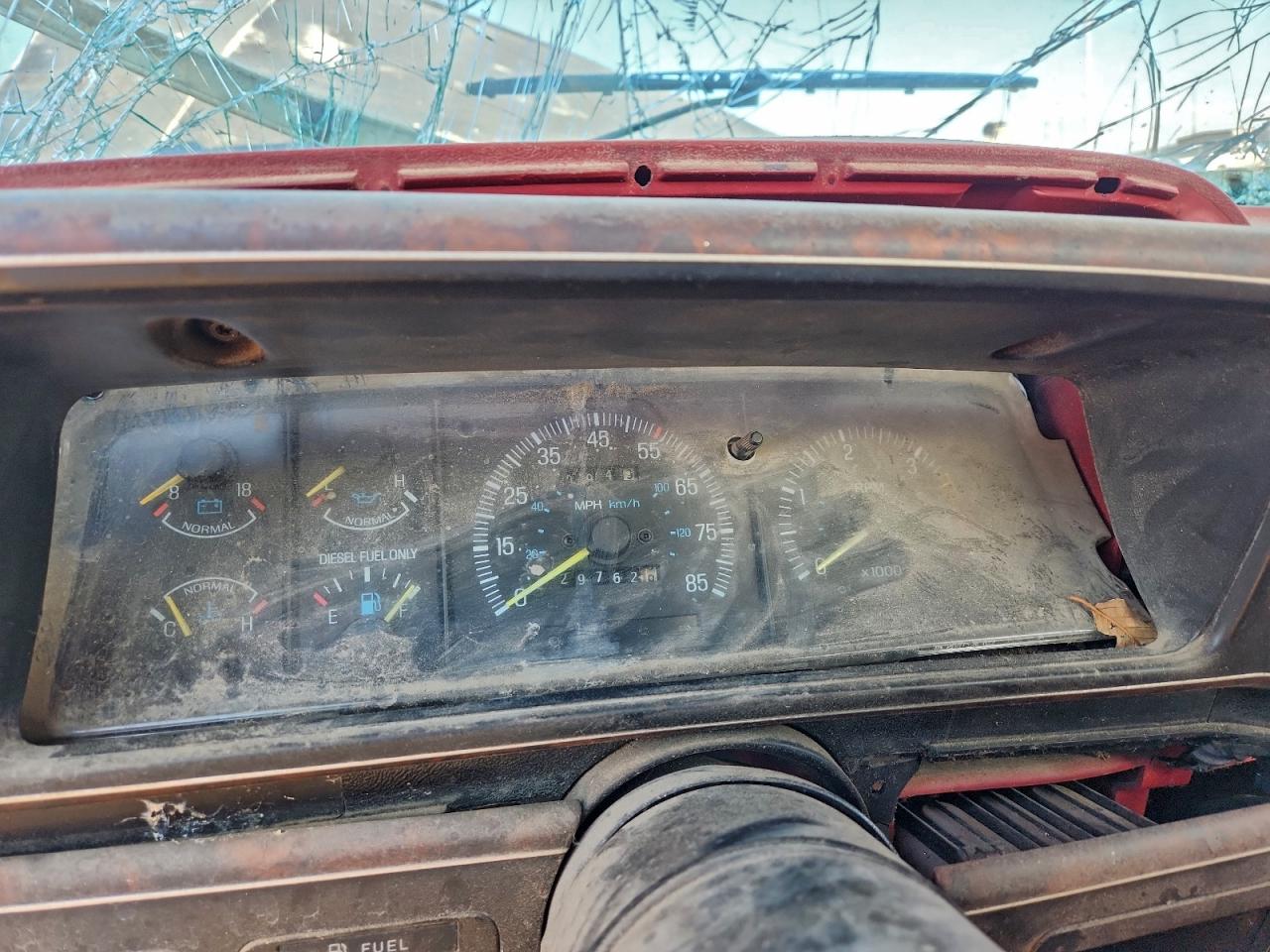 1990 Ford F350 VIN: 1FTJX35M1LKB57185 Lot: 94432835