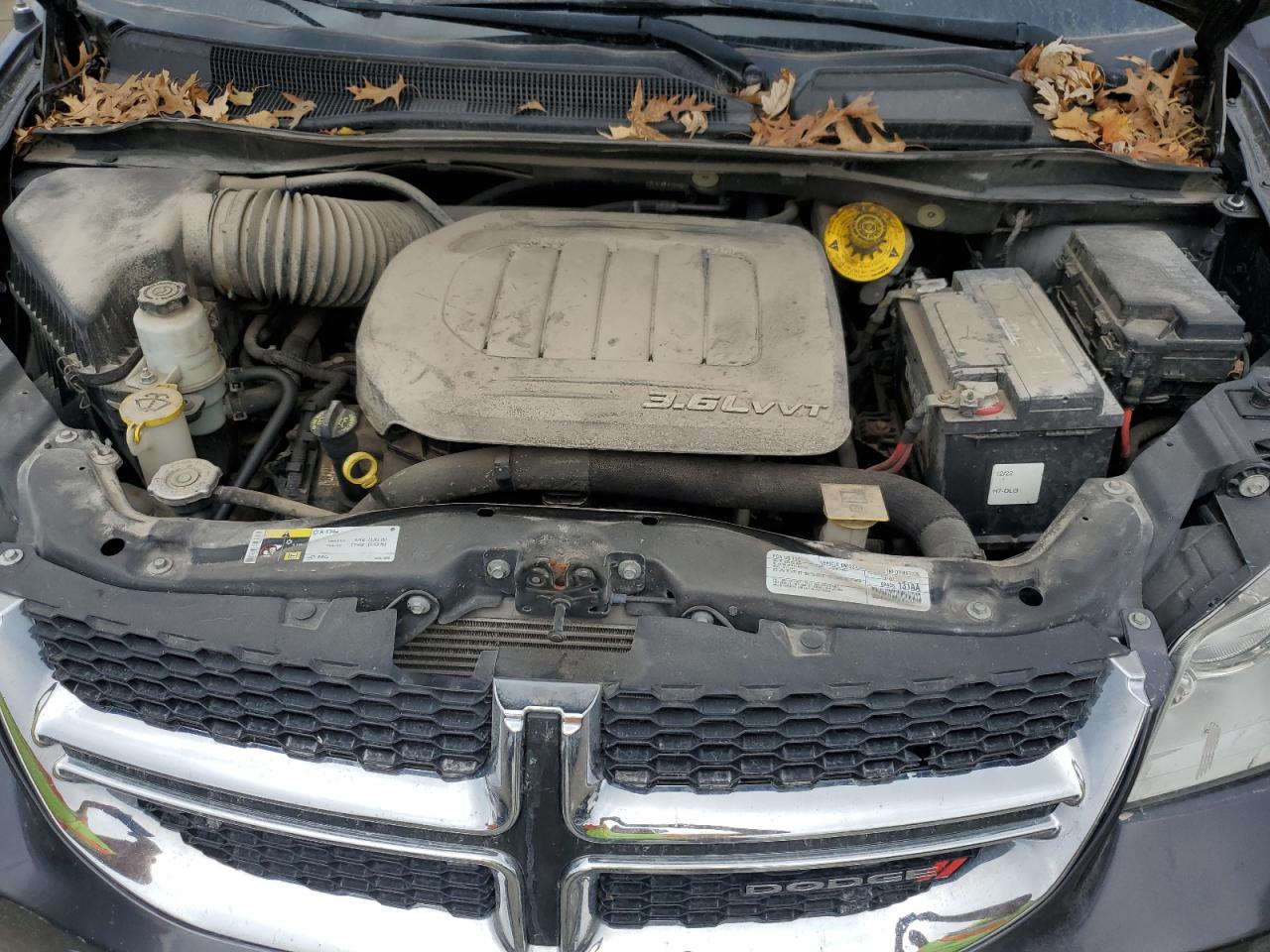 2018 Dodge Grand Caravan Sxt VIN: 2C4RDGCG5JR240911 Lot: 92808655