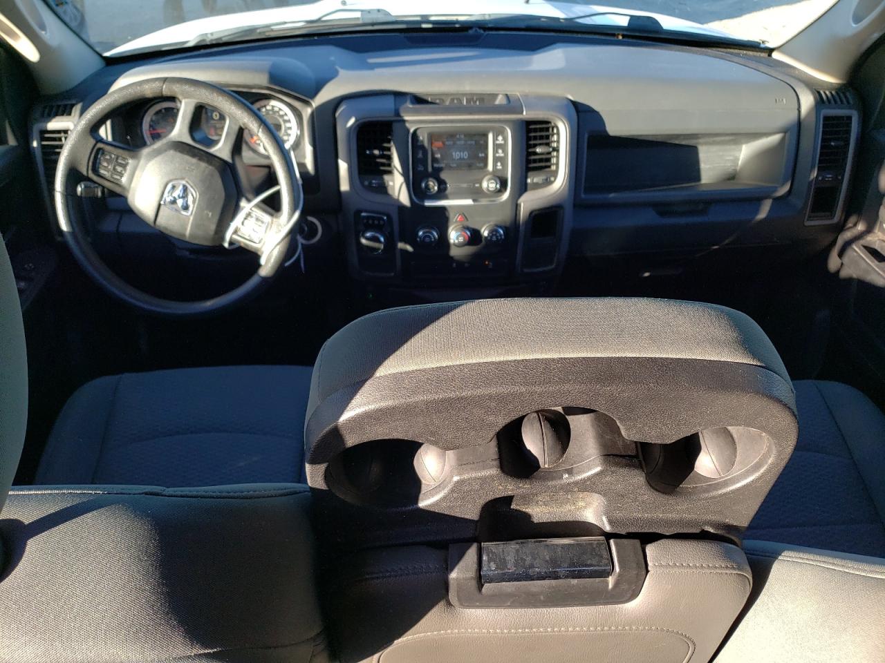 2018 Ram 1500 St VIN: 1C6RR6KG7JS305034 Lot: 92032525