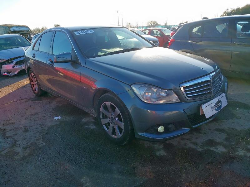 2011 MERCEDES-BENZ C CLASS C180 BLUEEFFICIENCY SE 4DR AUTO