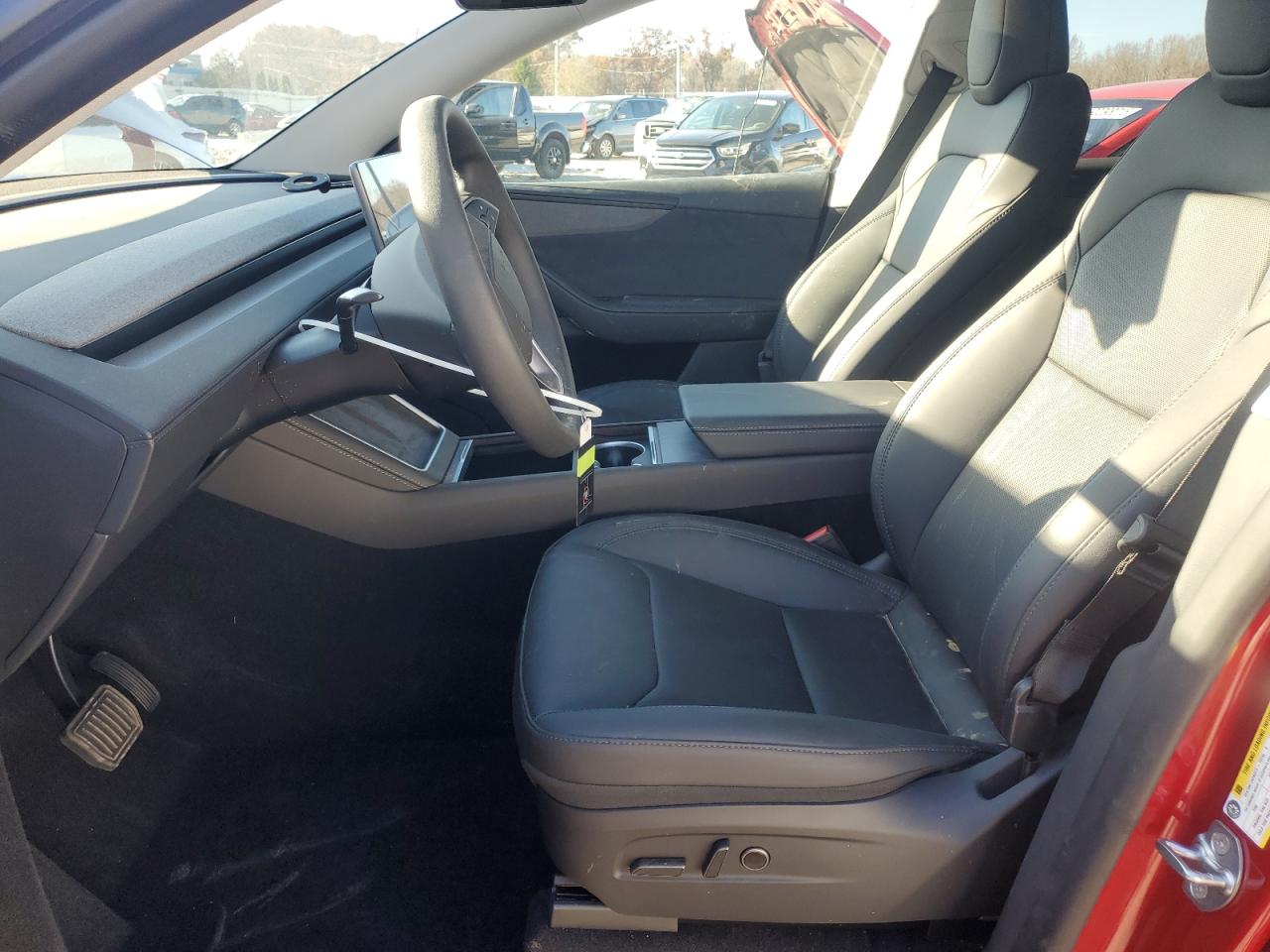 2026 Tesla Model Y VIN: 7SAYGDEEXTF364140 Lot: 91579075