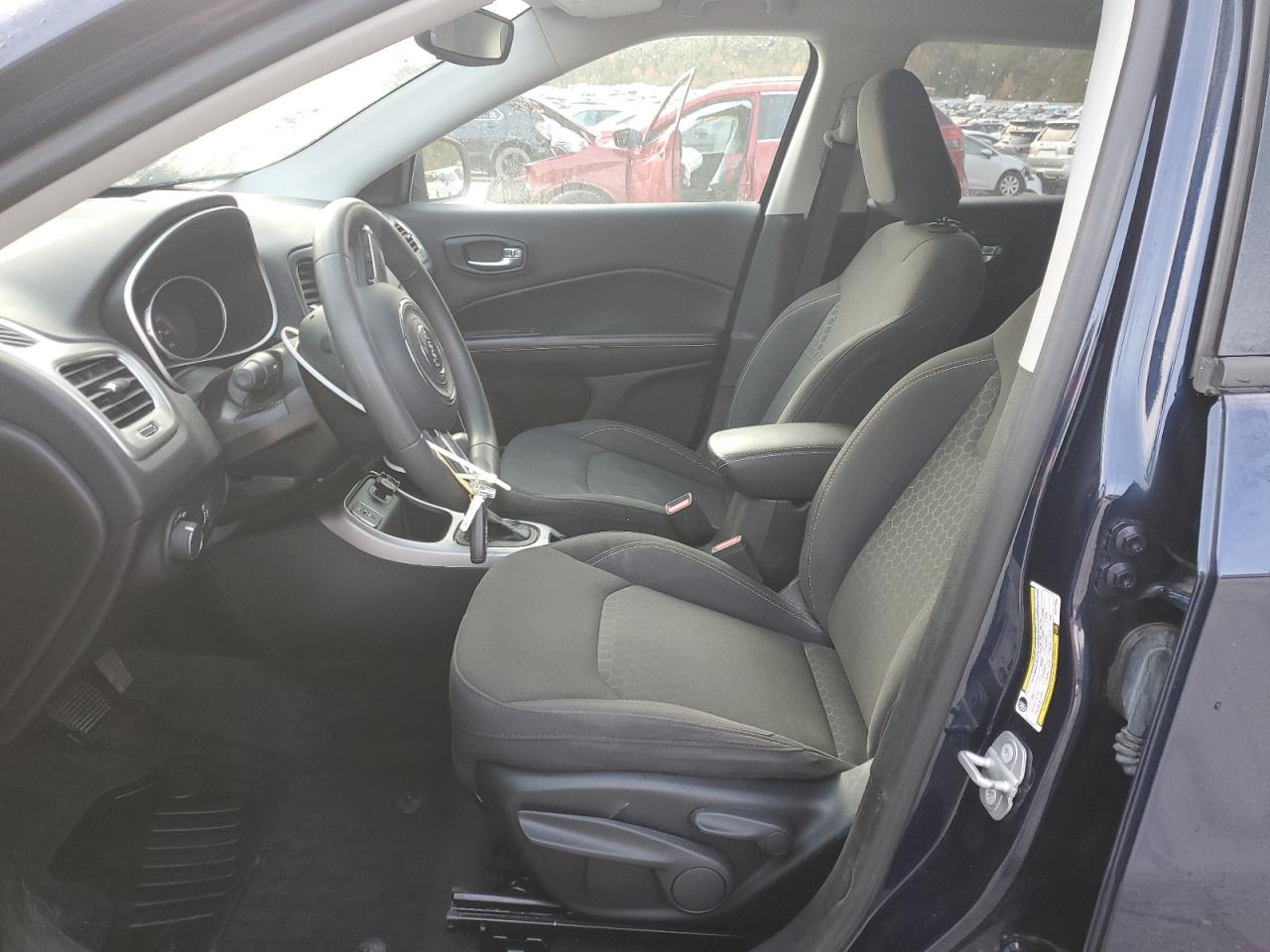 2019 Jeep Compass Sport VIN: 3C4NJCAB4KT677305 Lot: 91971555