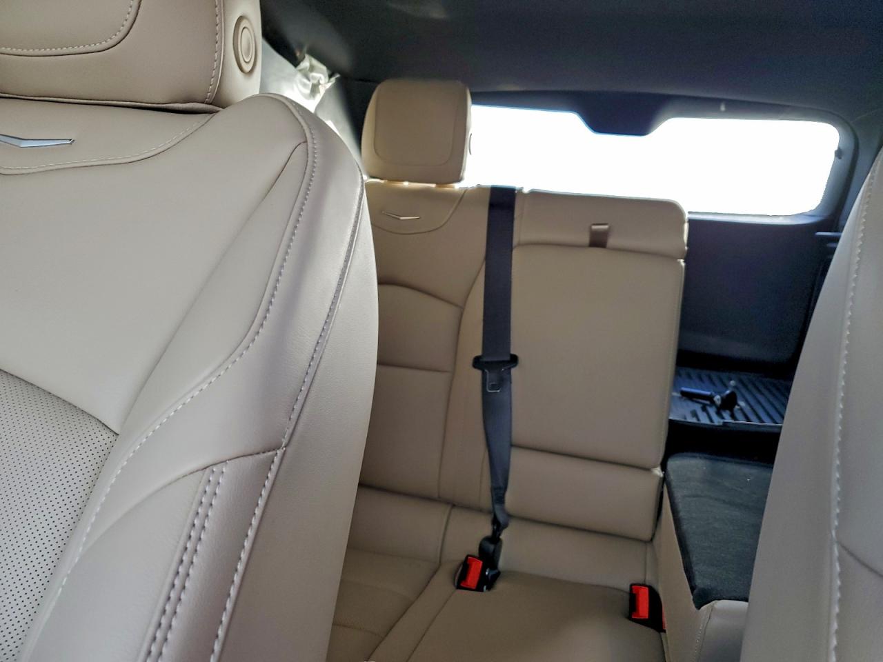 2024 Cadillac Xt4 Premium Luxury VIN: 1GYFZDR46RF196303 Lot: 93950785