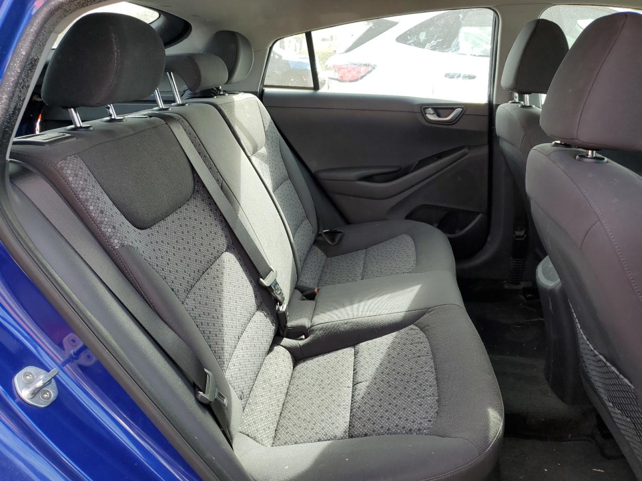 2019 Hyundai Ioniq Blue VIN: KMHC65LC2KU115673 Lot: 92945675