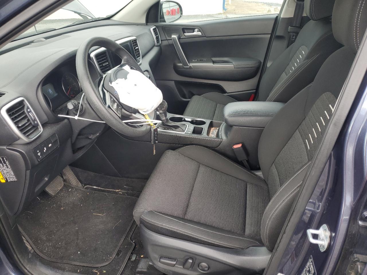 2020 Kia Sportage Lx VIN: KNDPMCAC3L7666763 Lot: 92906145