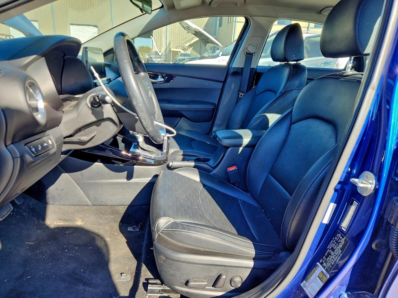 2020 Kia Forte Ex VIN: 3KPF54AD8LE143889 Lot: 90998055