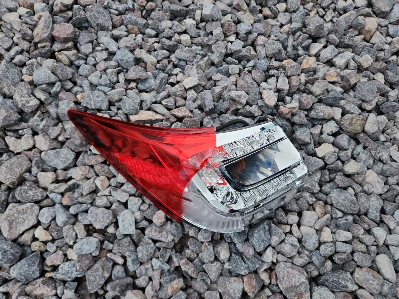 2016 Subaru Legacy 3.6R Limited VIN: 4S3BNEN60G3036414 Lot: 93272625