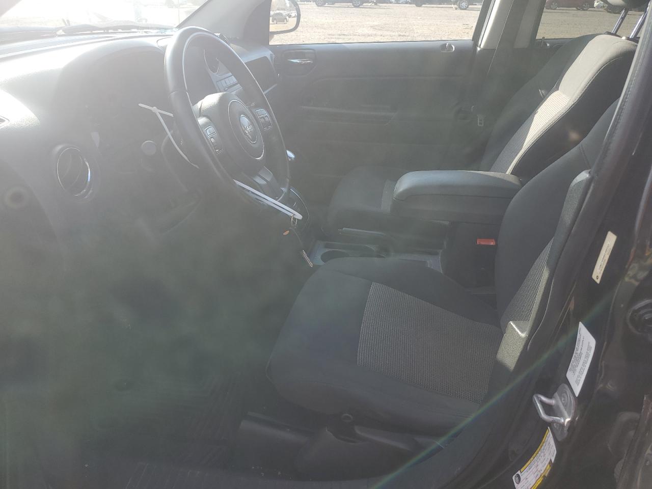 2011 Jeep Compass Sport VIN: 1J4NT1FB5BD192243 Lot: 93526805