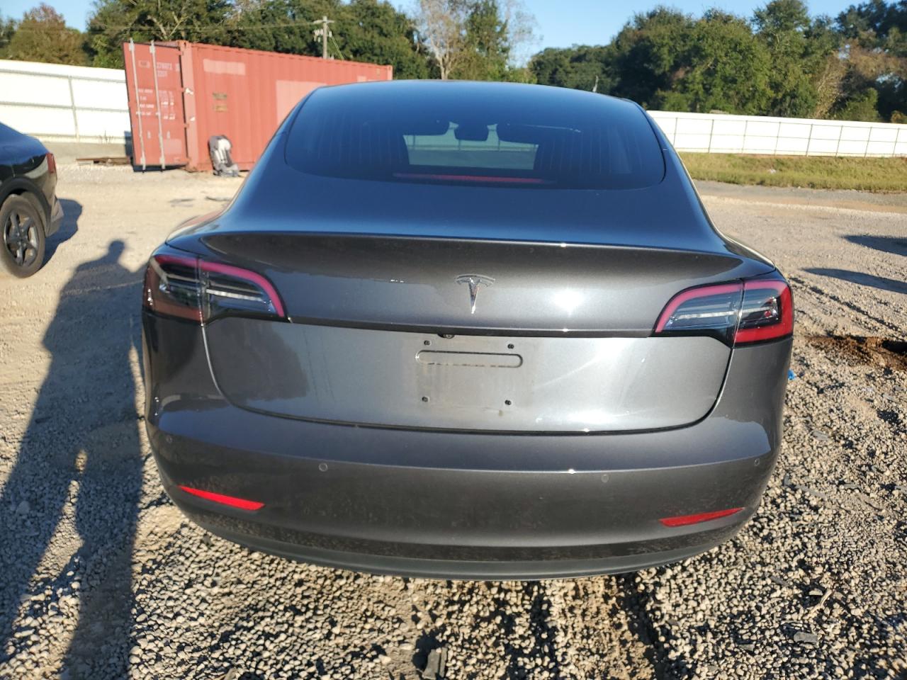 2018 Tesla Model 3 VIN: 5YJ3E1EA5JF153711 Lot: 91666995