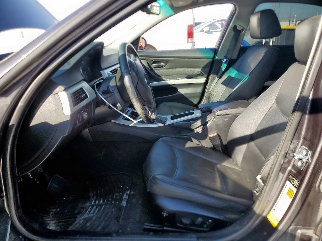 Фото: WBAVC93547KX61148