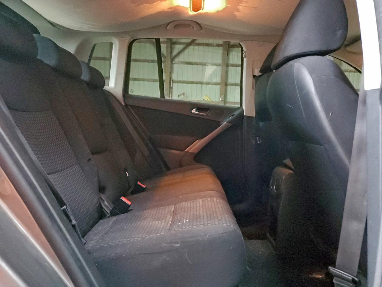 2009 Volkswagen Tiguan S VIN: WVGCV75N49W524351 Lot: 94040105