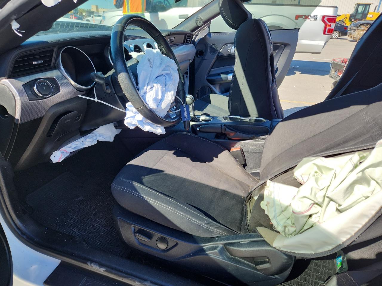 2020 Ford Mustang VIN: 1FA6P8TH3L5118157 Lot: 91339665