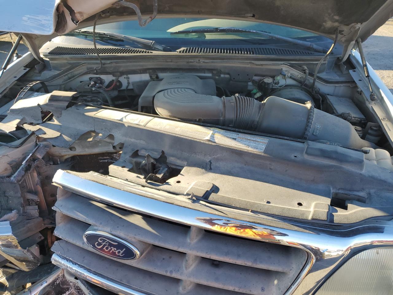 2000 Ford F150 VIN: 1FTRX17W4YKB41883 Lot: 92127065