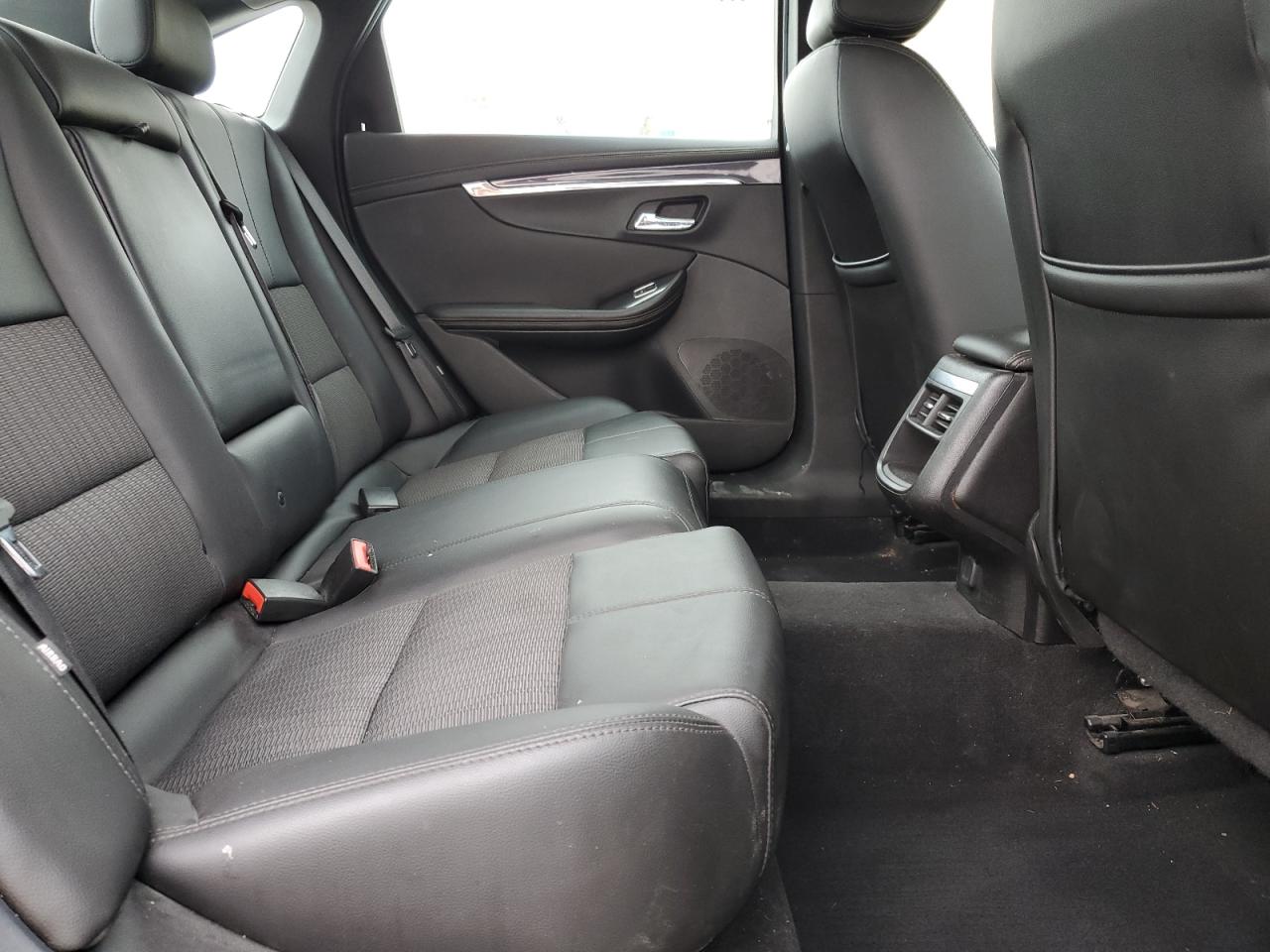 2018 Chevrolet Impala Lt VIN: 1G1105S39JU114588 Lot: 92167285