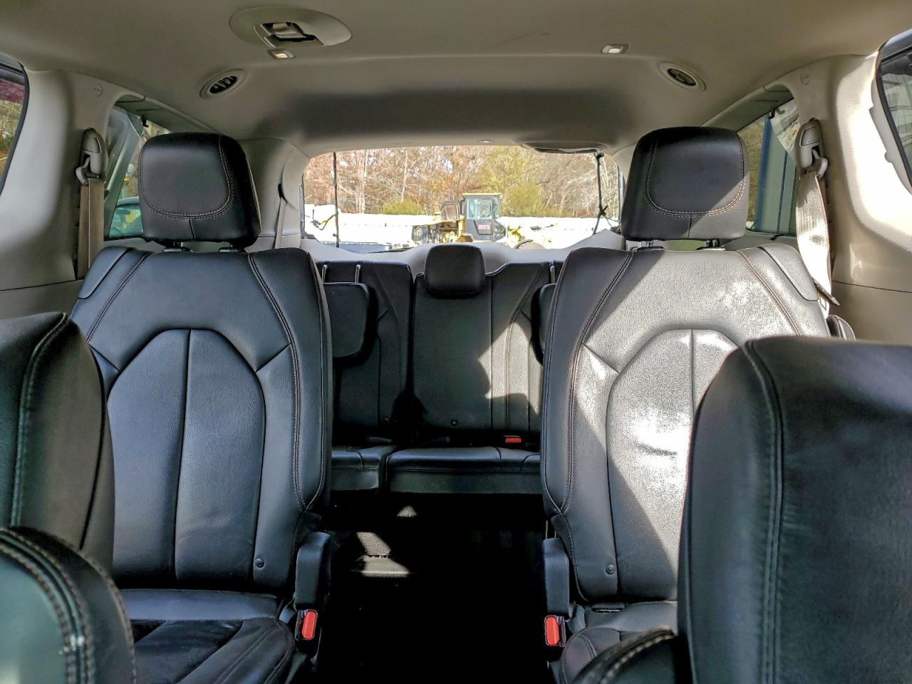 2017 Chrysler Pacifica Touring L VIN: 2C4RC1BG7HR720251 Lot: 94223805