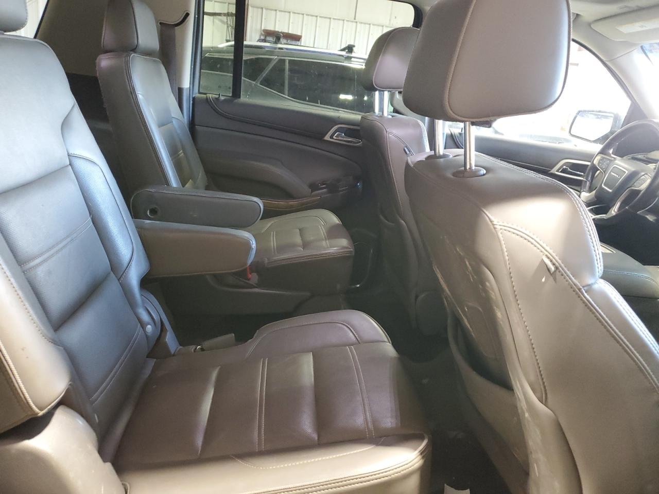 2016 GMC Yukon Xl Denali VIN: 1GKS2HKJ8GR240009 Lot: 92924015