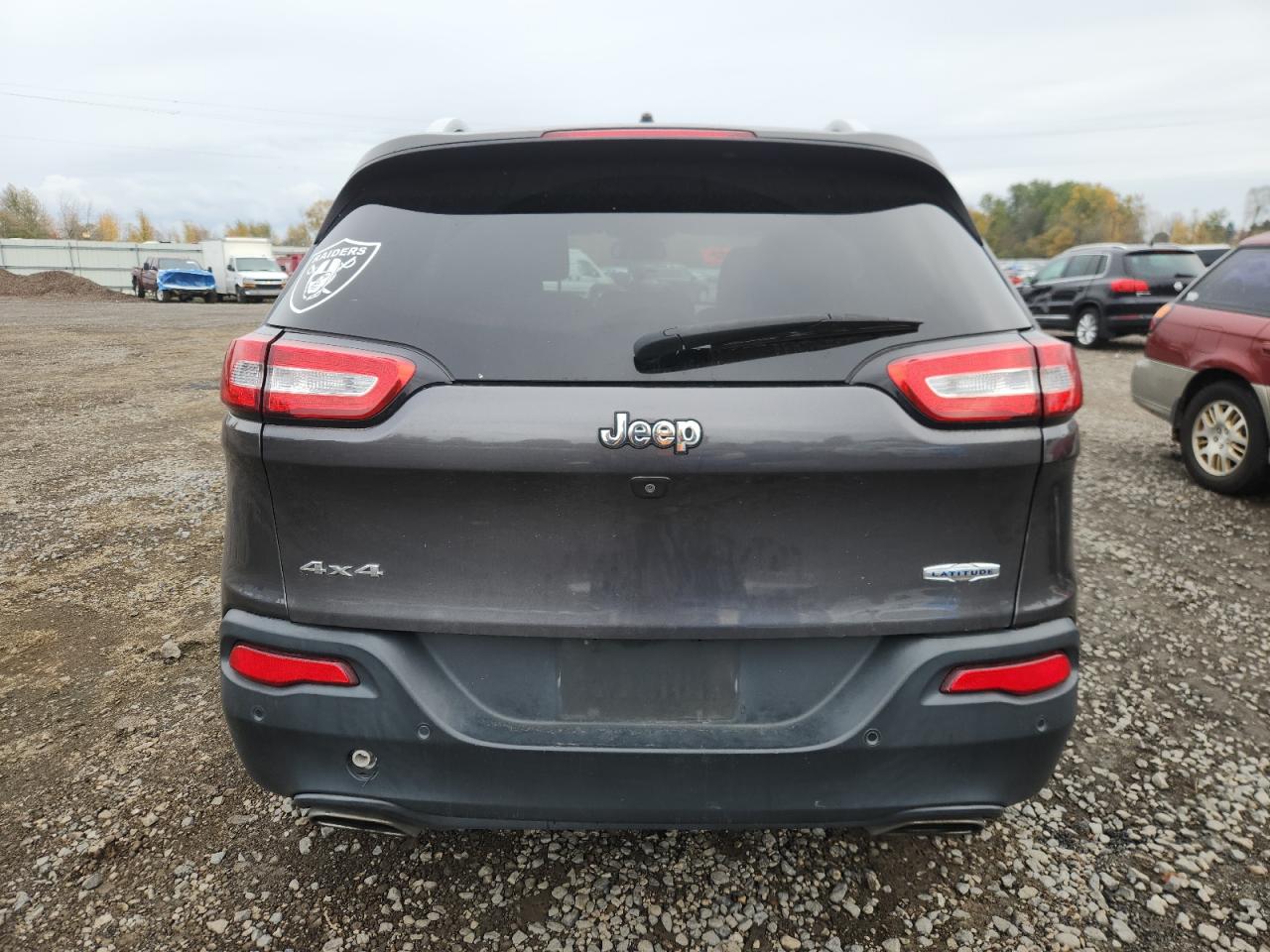 2015 Jeep Cherokee Latitude VIN: 1C4PJMCS4FW650116 Lot: 93140165