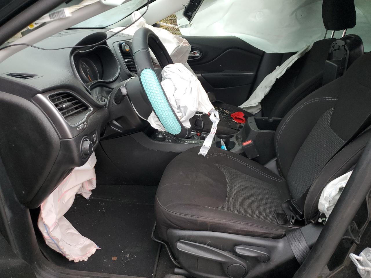 2020 Jeep Cherokee Latitude VIN: 1C4PJMCB2LD650798 Lot: 91534105