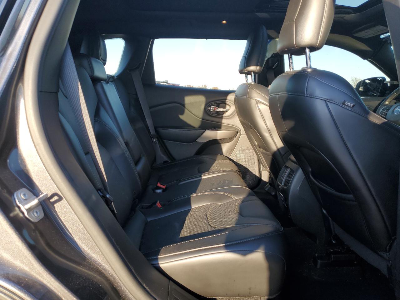 2019 Jeep Cherokee Limited VIN: 1C4PJMDX3KD415125 Lot: 92902745