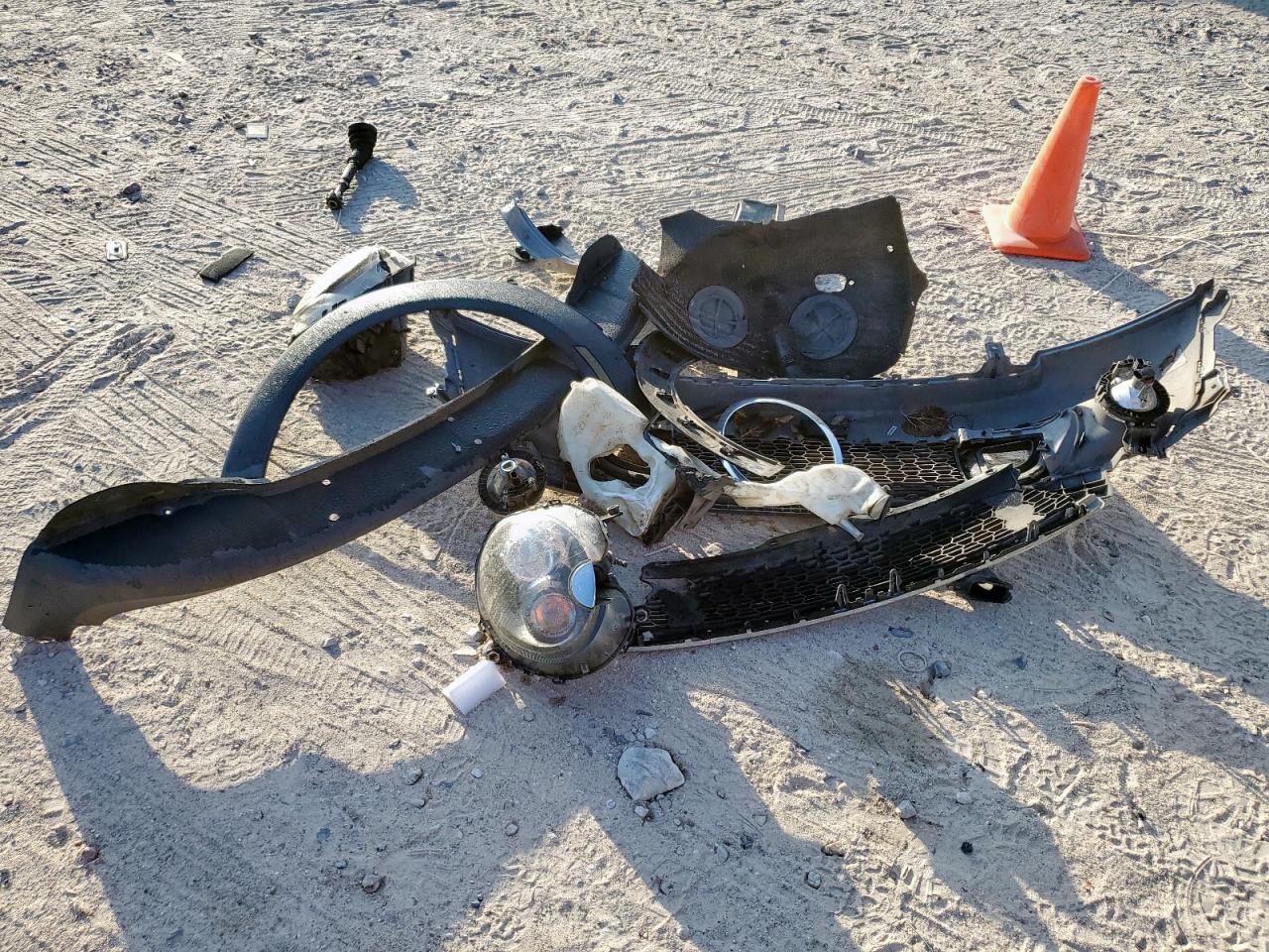 2012 Mini Cooper S Clubman VIN: WMWZG3C54CTY38852 Lot: 93029575