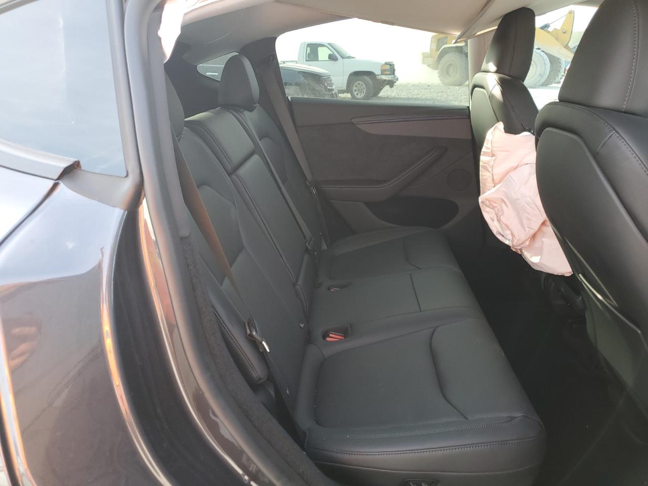 2026 Tesla Model Y VIN: 7SAYGDED8TA467206 Lot: 93650155