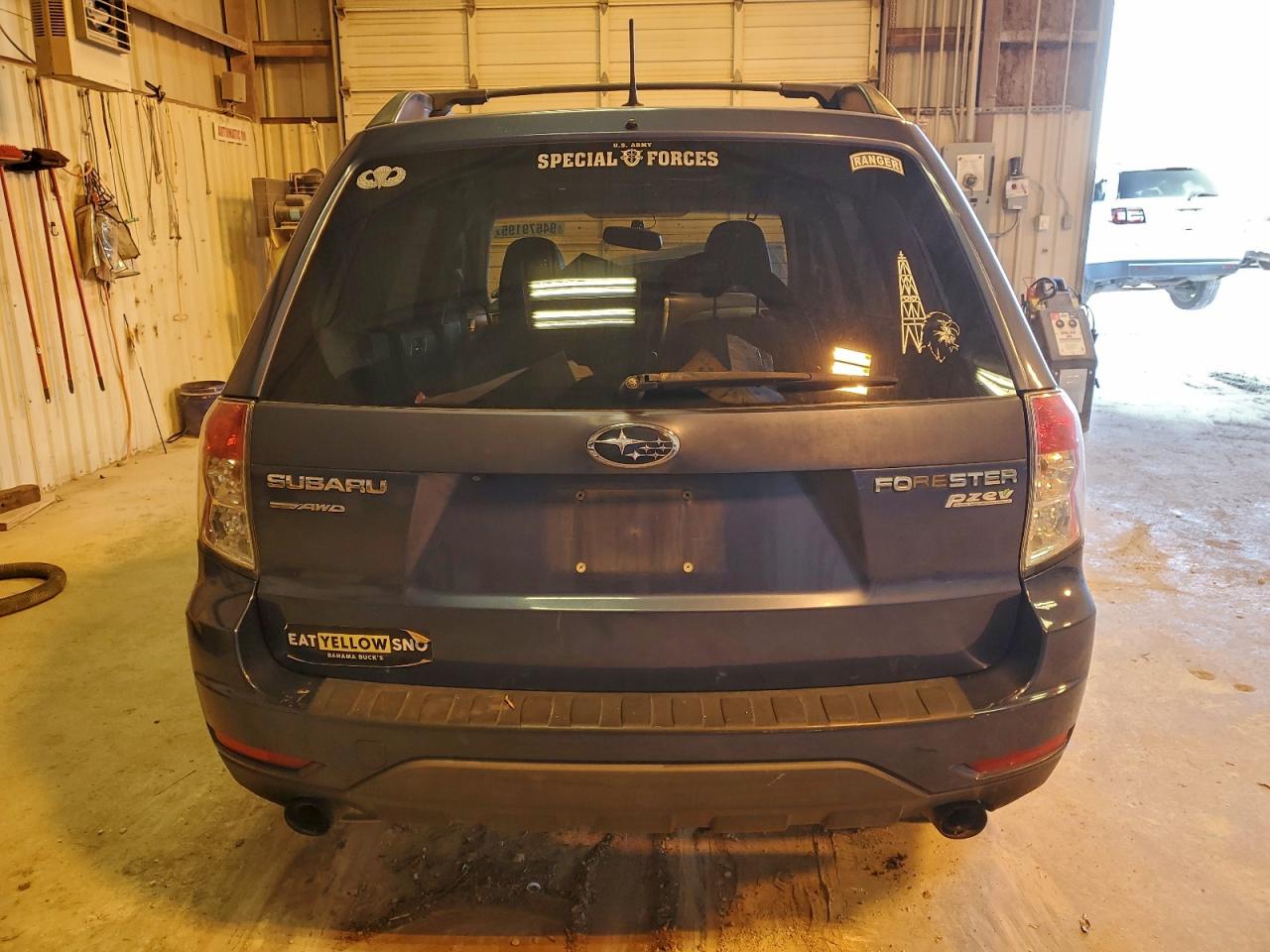 2011 Subaru Forester Limited VIN: JF2SHAEC9BH743384 Lot: 94679195