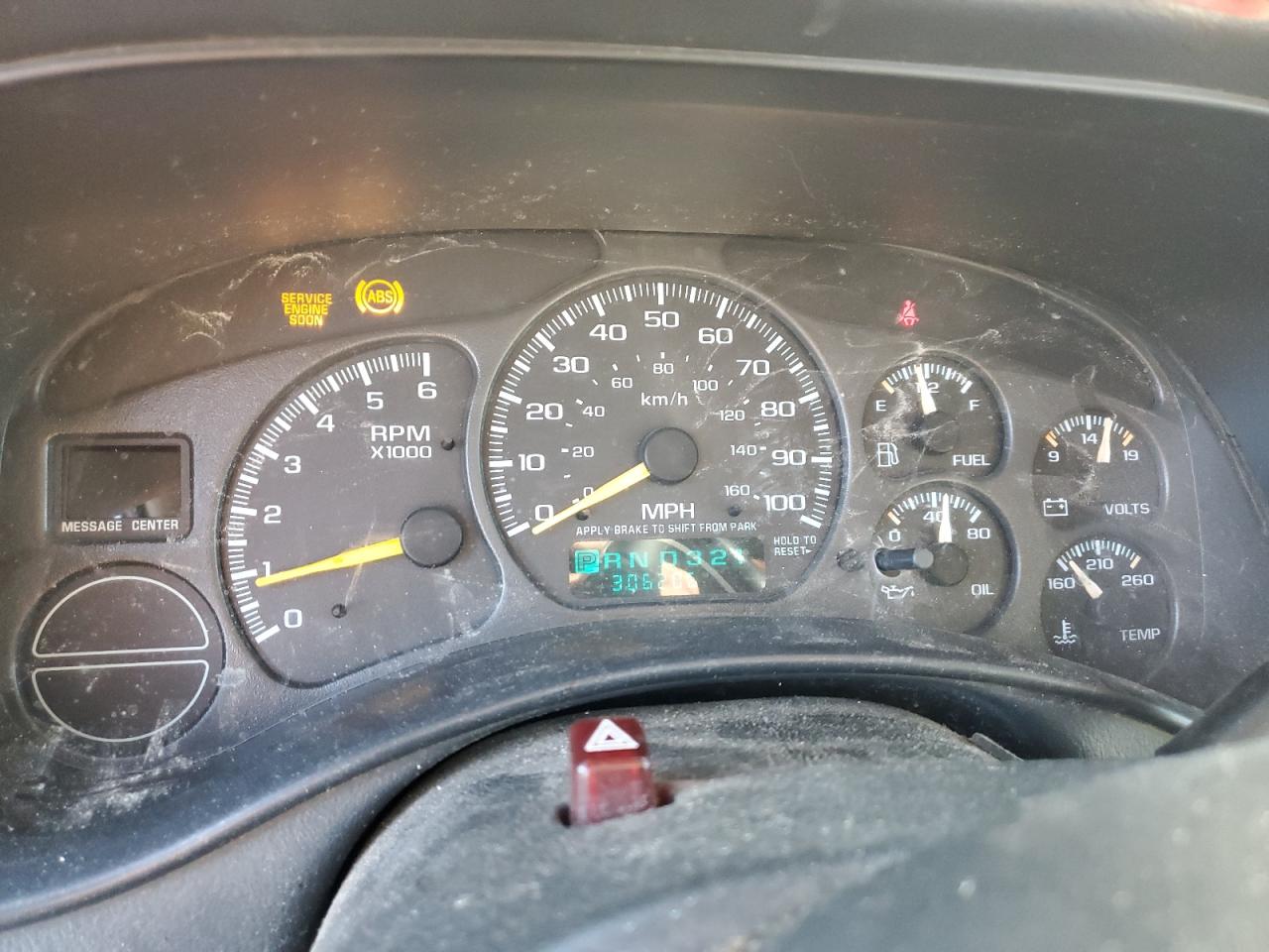 2000 Chevrolet Tahoe K1500 VIN: 1GNEK13T9YJ210511 Lot: 92241185