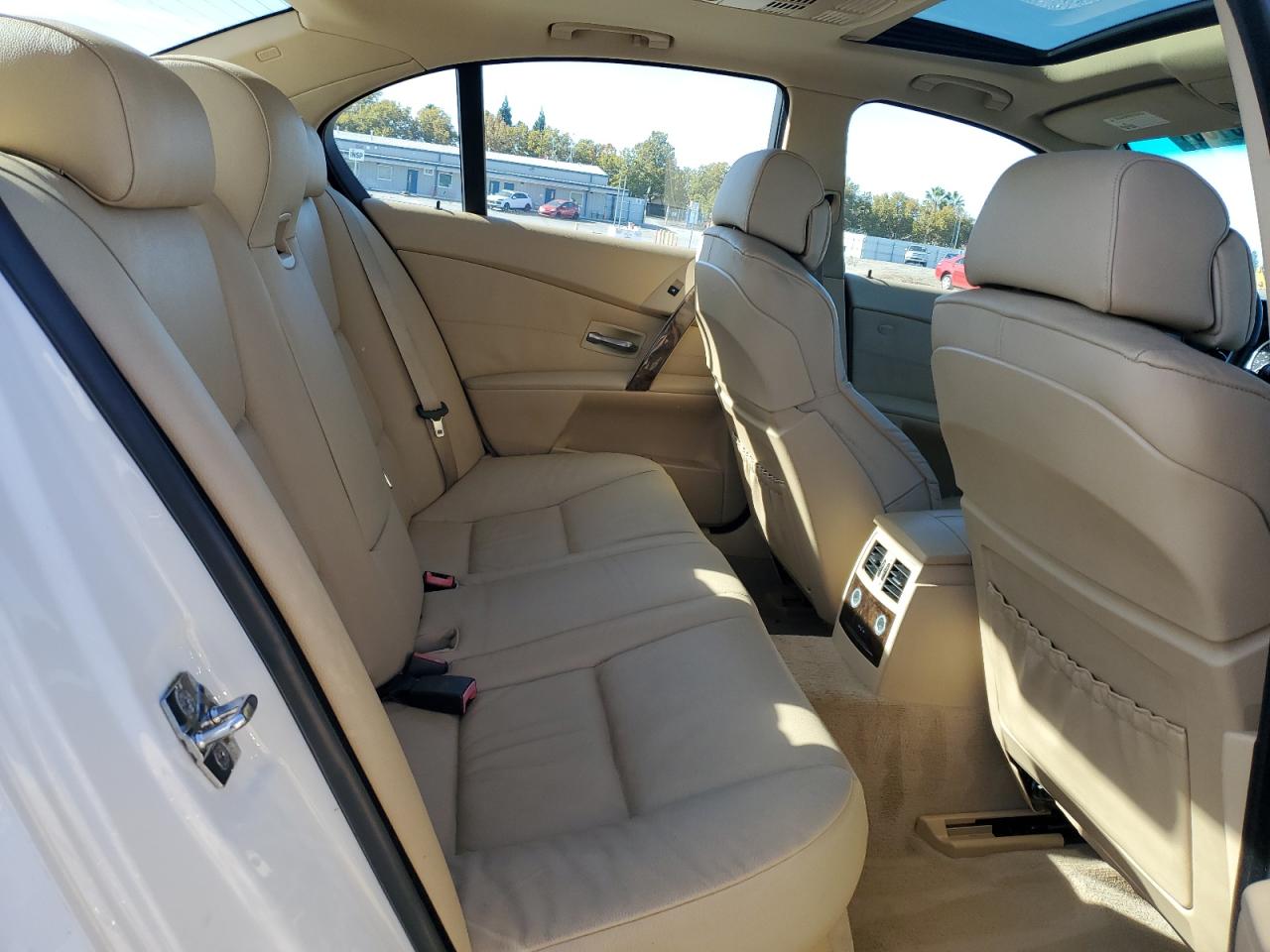 2007 BMW 530 I VIN: WBANE73517CM48518 Lot: 92040165