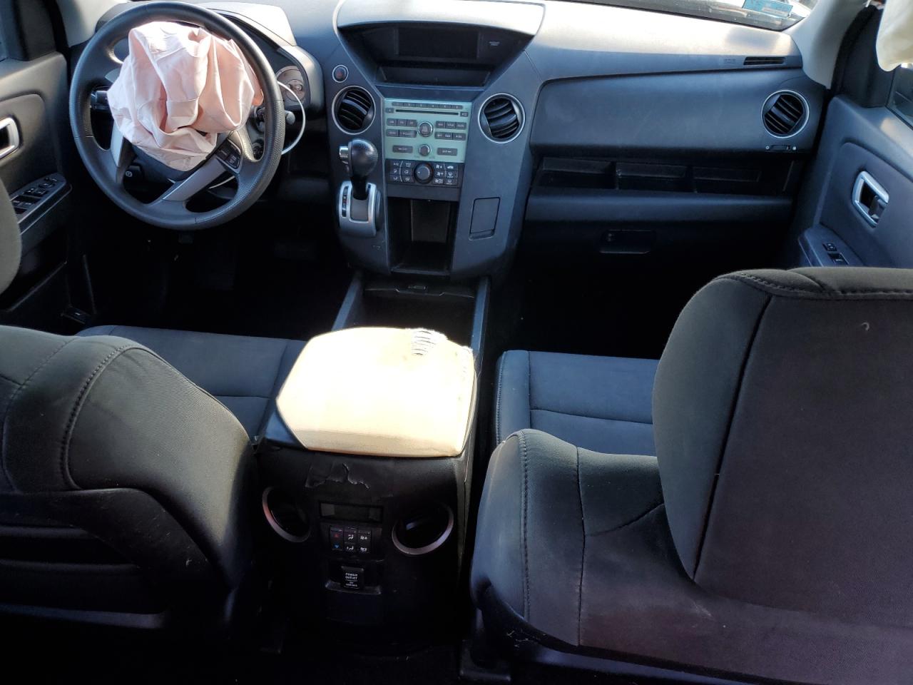 2011 Honda Pilot Lx VIN: 5FNYF4H21BB008515 Lot: 91252115