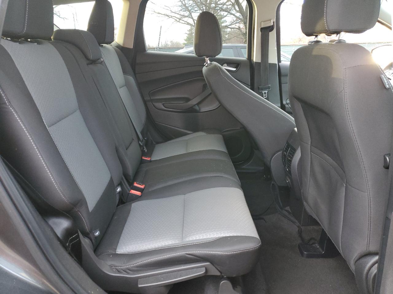 2017 Ford Escape Se VIN: 1FMCU9GD9HUB95031 Lot: 93285875