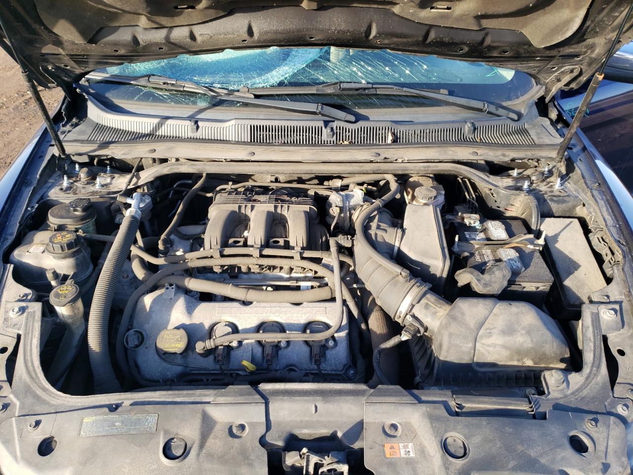 2011 Ford Taurus Limited VIN: 1FAHP2FW7BG101672 Lot: 92638705