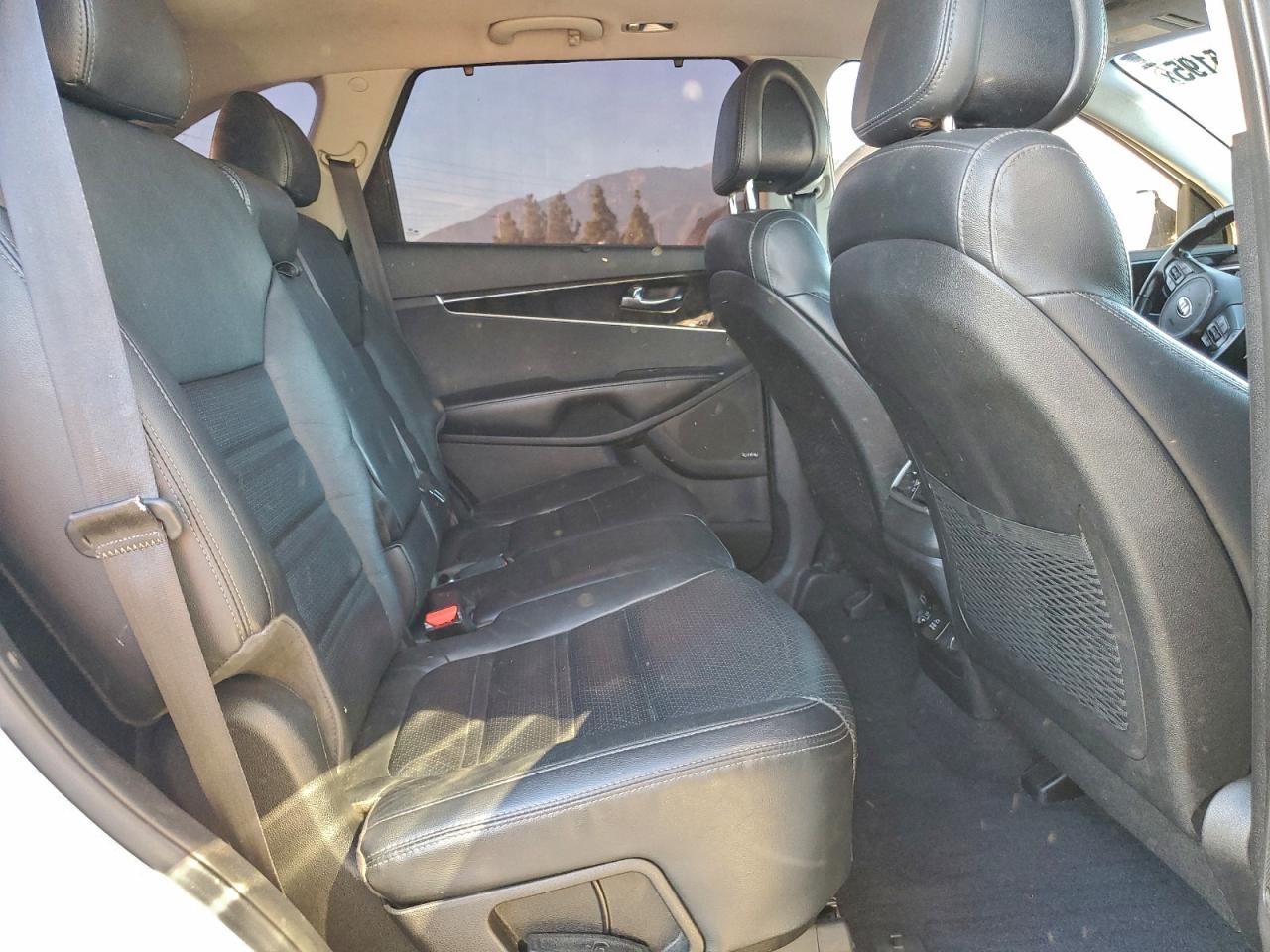 2016 Kia Sorento Ex VIN: 5XYPH4A53GG143859 Lot: 93925195