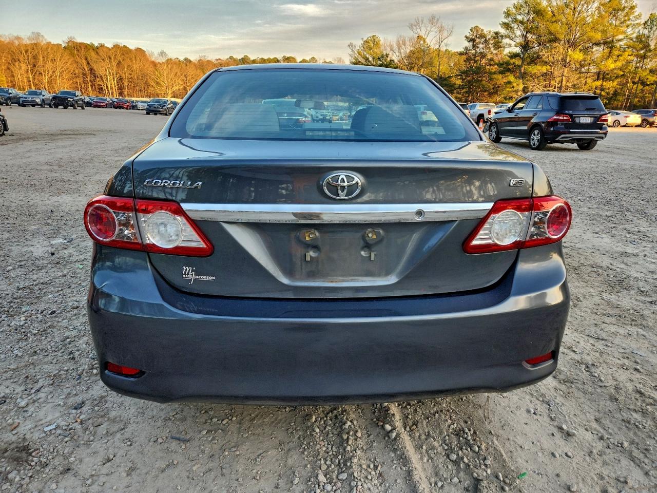 2011 Toyota Corolla Base VIN: 2T1BU4EE6BC728438 Lot: 94629075