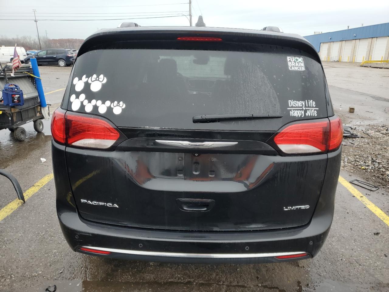 2017 Chrysler Pacifica Limited VIN: 2C4RC1GG8HR838107 Lot: 92503505