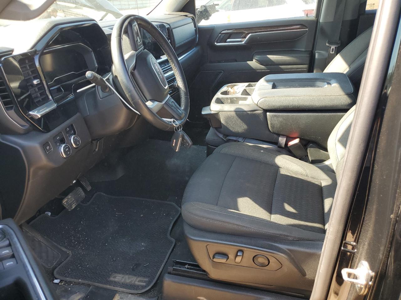 2022 GMC Sierra K1500 Sle VIN: 3GTPUBEK7NG618816 Lot: 91945335