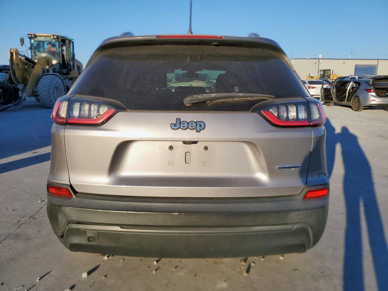 2019 Jeep Cherokee Latitude Plus VIN: 1C4PJLLBXKD194106 Lot: 91552875